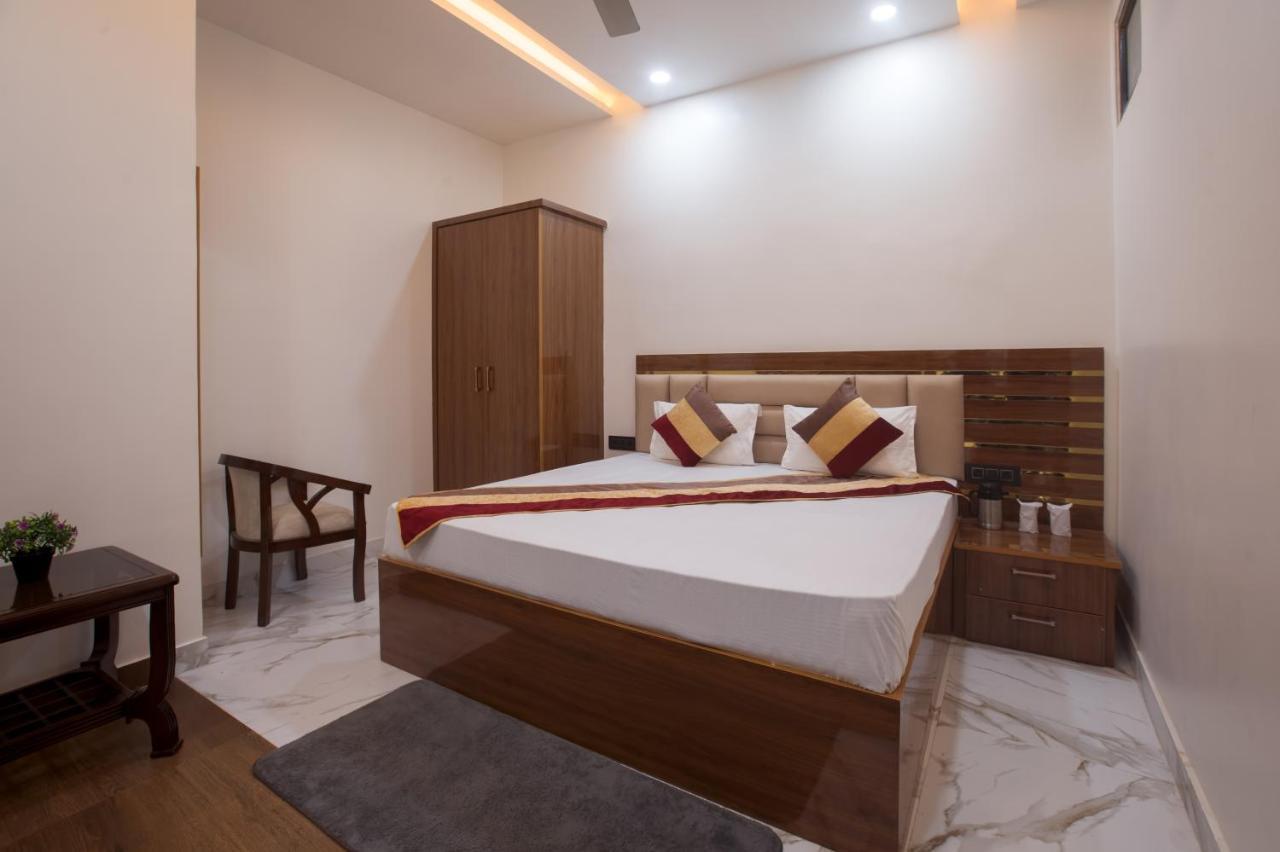 Hotel Madhav Residency Mathura Exteriér fotografie